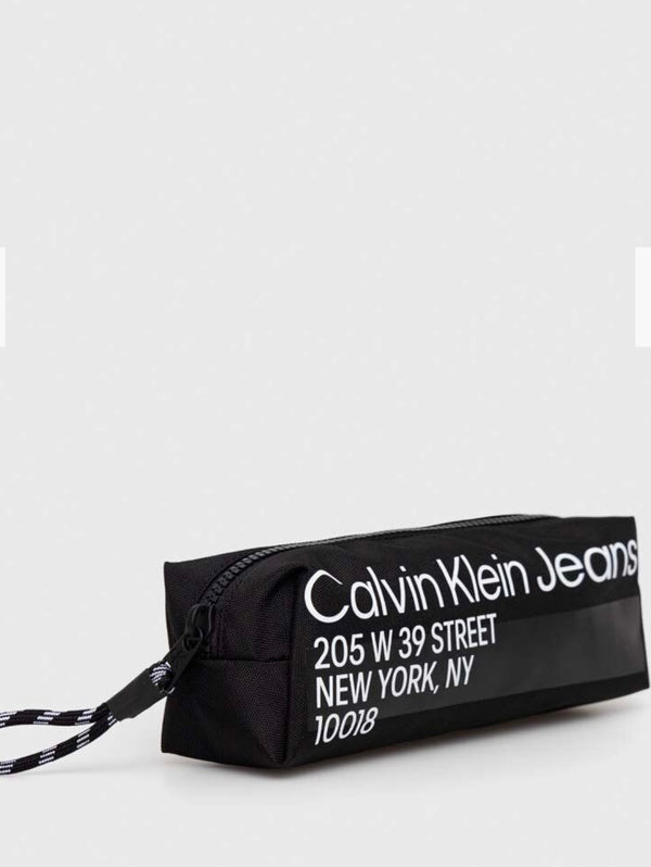 ⁨שחור Calvin Klein קלמר⁩