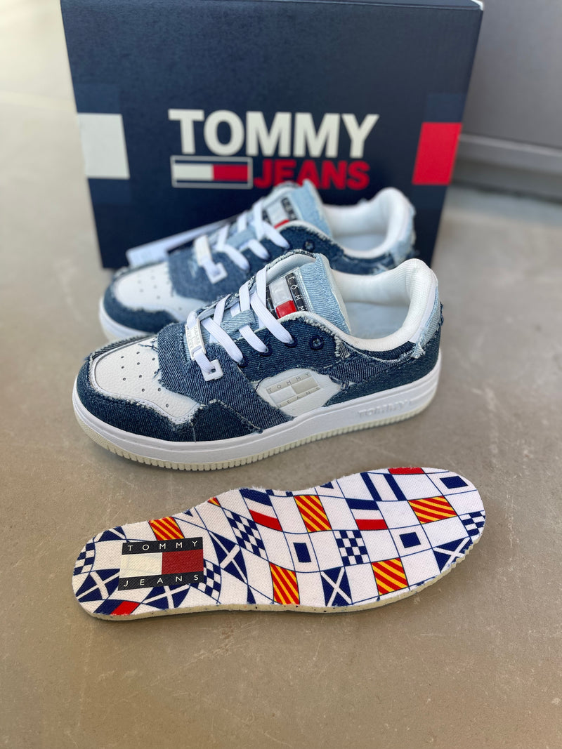 נעל Tommy ג׳ינס