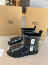 ⁨⁨⁨מגף UGG שקוף⁩⁩⁩
